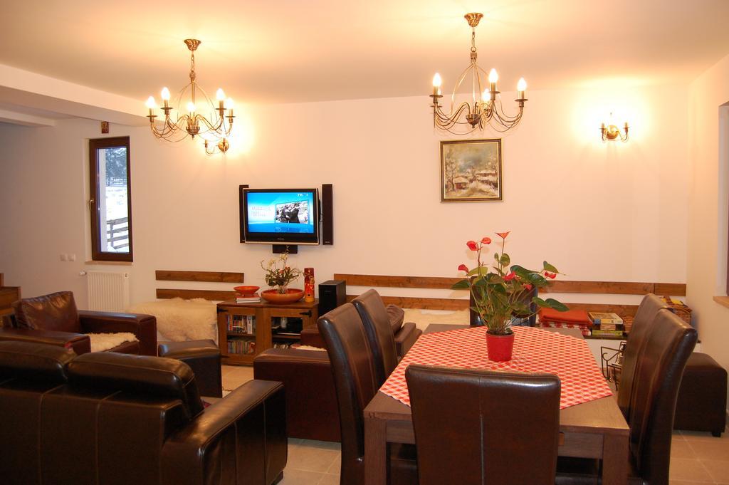 Cabana Motilor Marisel Exterior photo